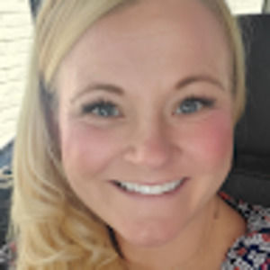 Meet your Posher, Angie